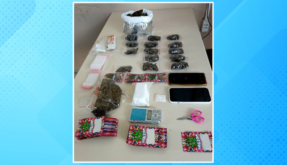 PM flagra suspeitos e apreende drogas em ação contra o tráfico em Serrinha