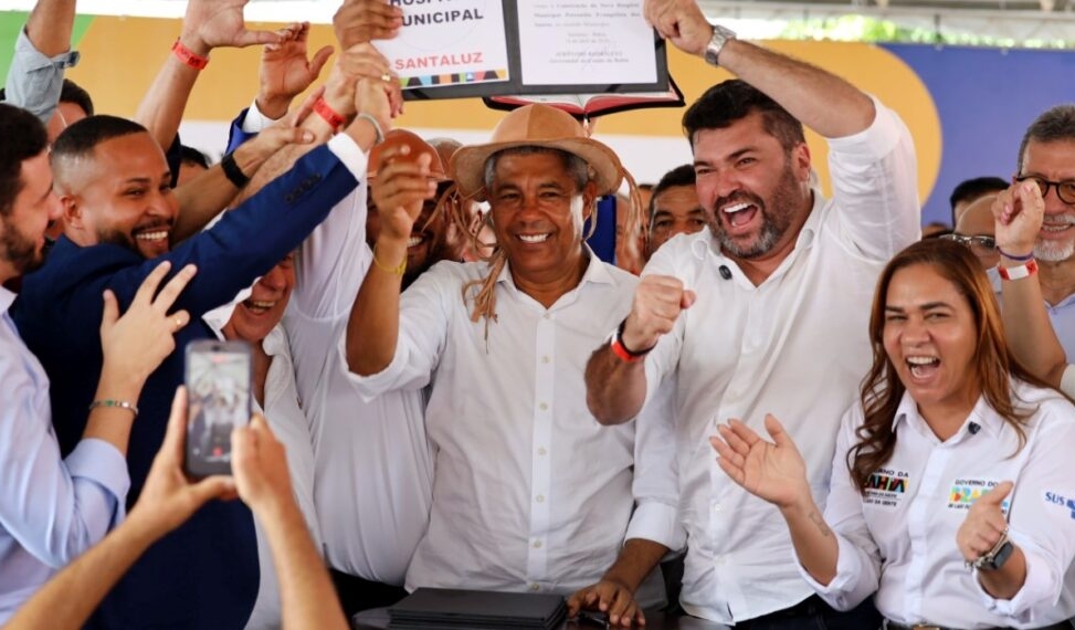 Governador anuncia novos investimentos em Santaluz nas áreas de saúde, infraestrutura e agricultura