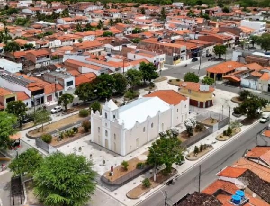 Dupla armada invade casa e dispara cerca de 18 tiros contra homem de 29 anos em Ichu