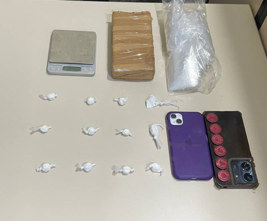 Polícia Militar apreende drogas e conduz dois suspeitos à delegacia em Conceição do Coité