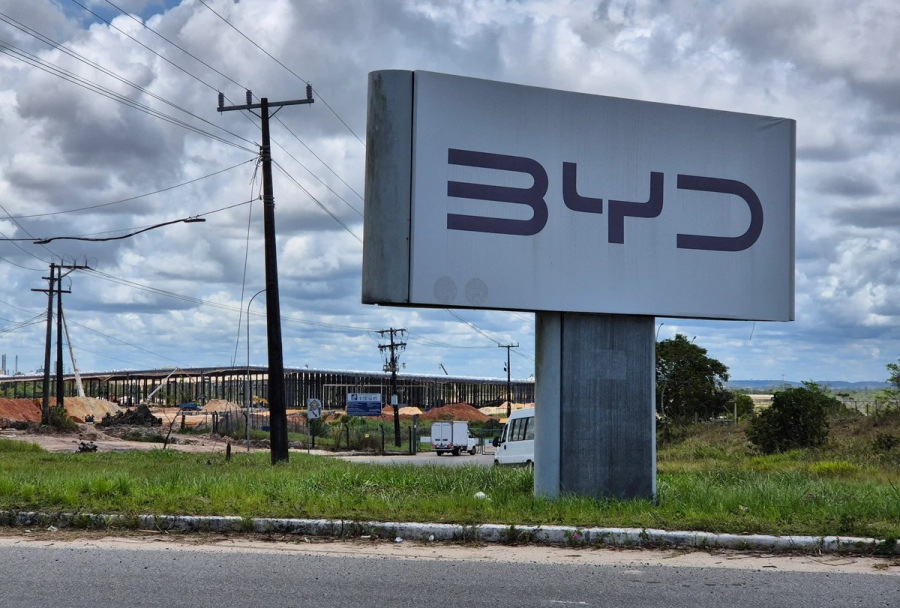 BYD abre mais de 500 vagas em nova fábrica na Bahia; veja como se candidatar