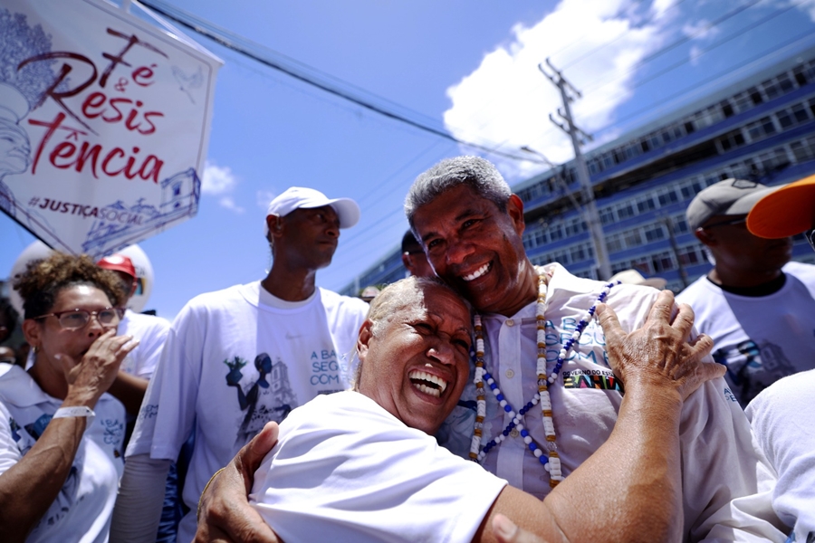 Jerônimo Rodrigues exalta fé e pede paz para a Bahia durante a Festa do Bonfim