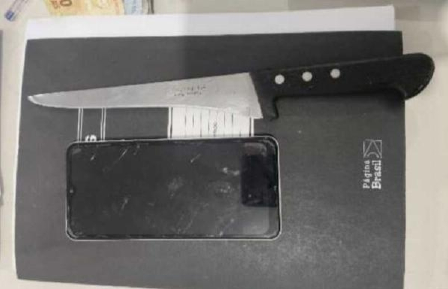 Homem é preso após tentar invadir casa da ex-companheira com faca em Serrinha