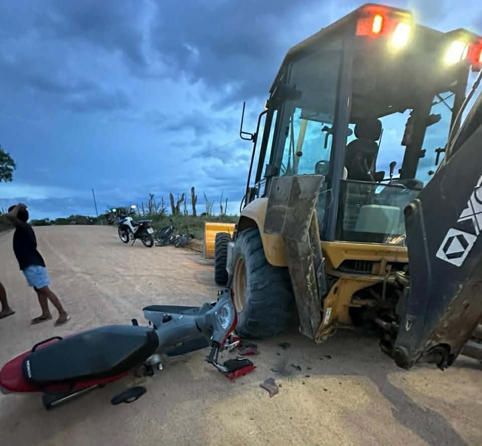 Jovem de 13 anos segue na UTI após acidente de moto na zona rural de Teofilândia