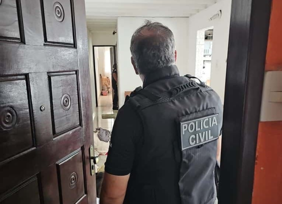 Mulher é presa em Araci suspeita de perseguição e tentativa de estupro contra jovem