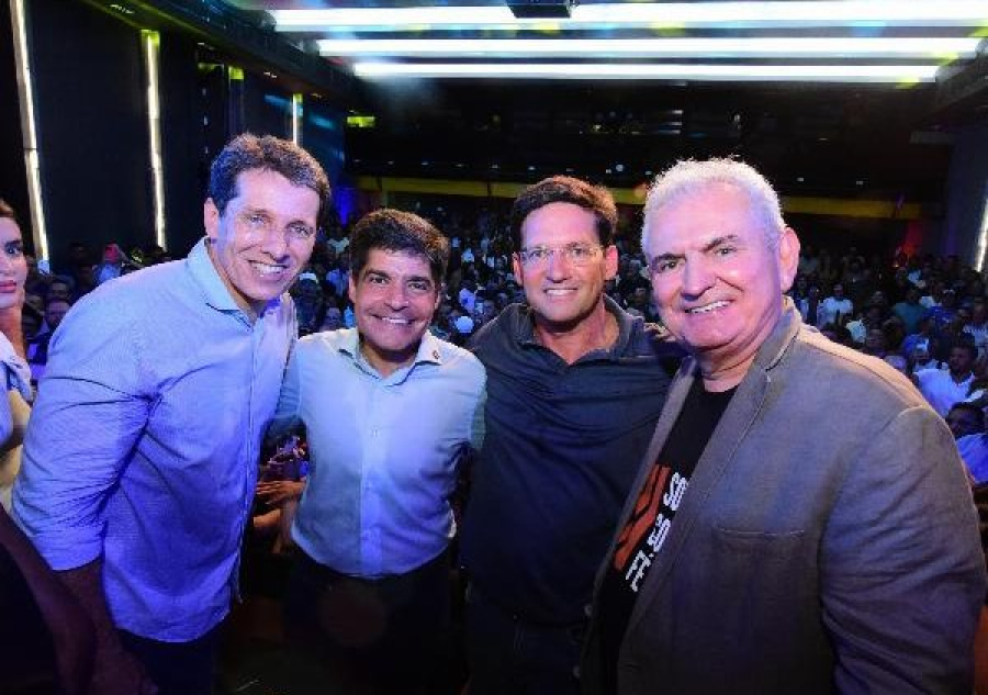 ACM Neto define chapa e lança pré-candidatura ao governo da Bahia em Feira de Santana