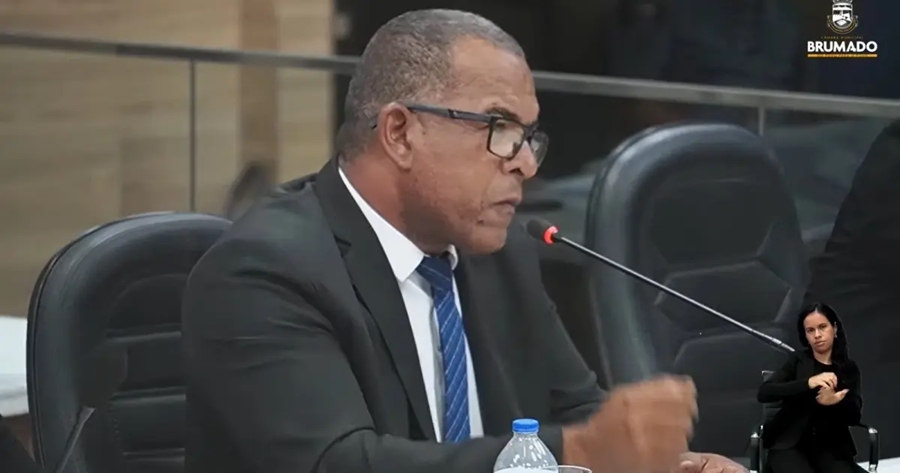 Vereador diz que salário de R$ 13 mil “não faz nem uma feira” e fala repercute na Bahia