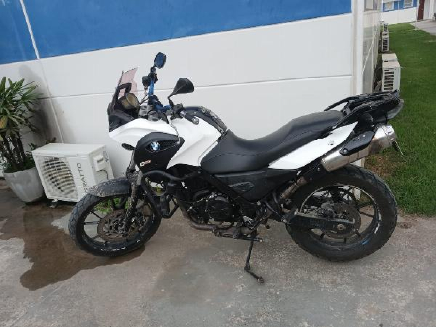 Moto que pode ter sido usada em homicídio é encontrada abandonada em Serrinha