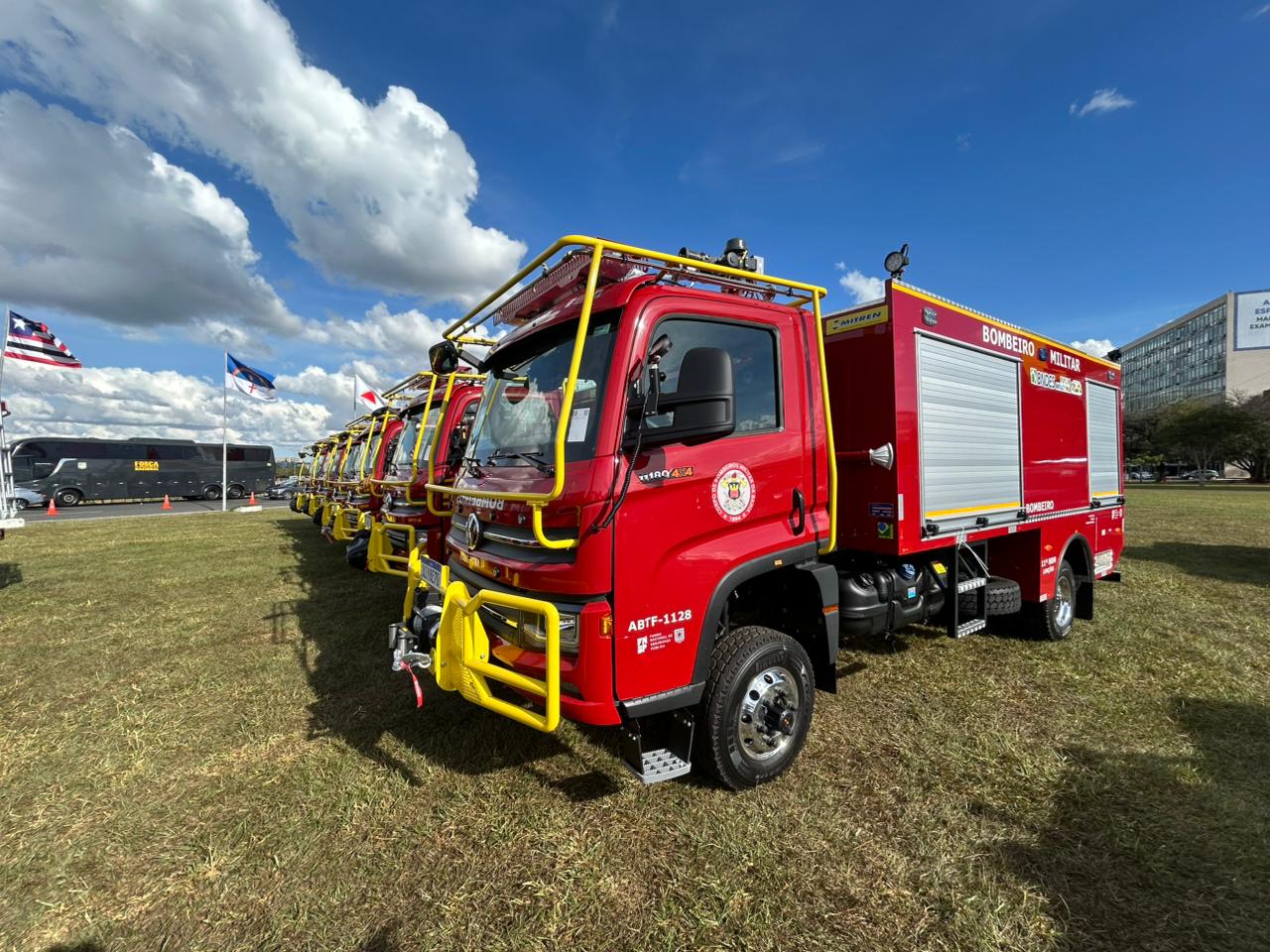 Corpo de Bombeiros da Bahia recebe investimento de R$ 24 milhões para combate a incêndios