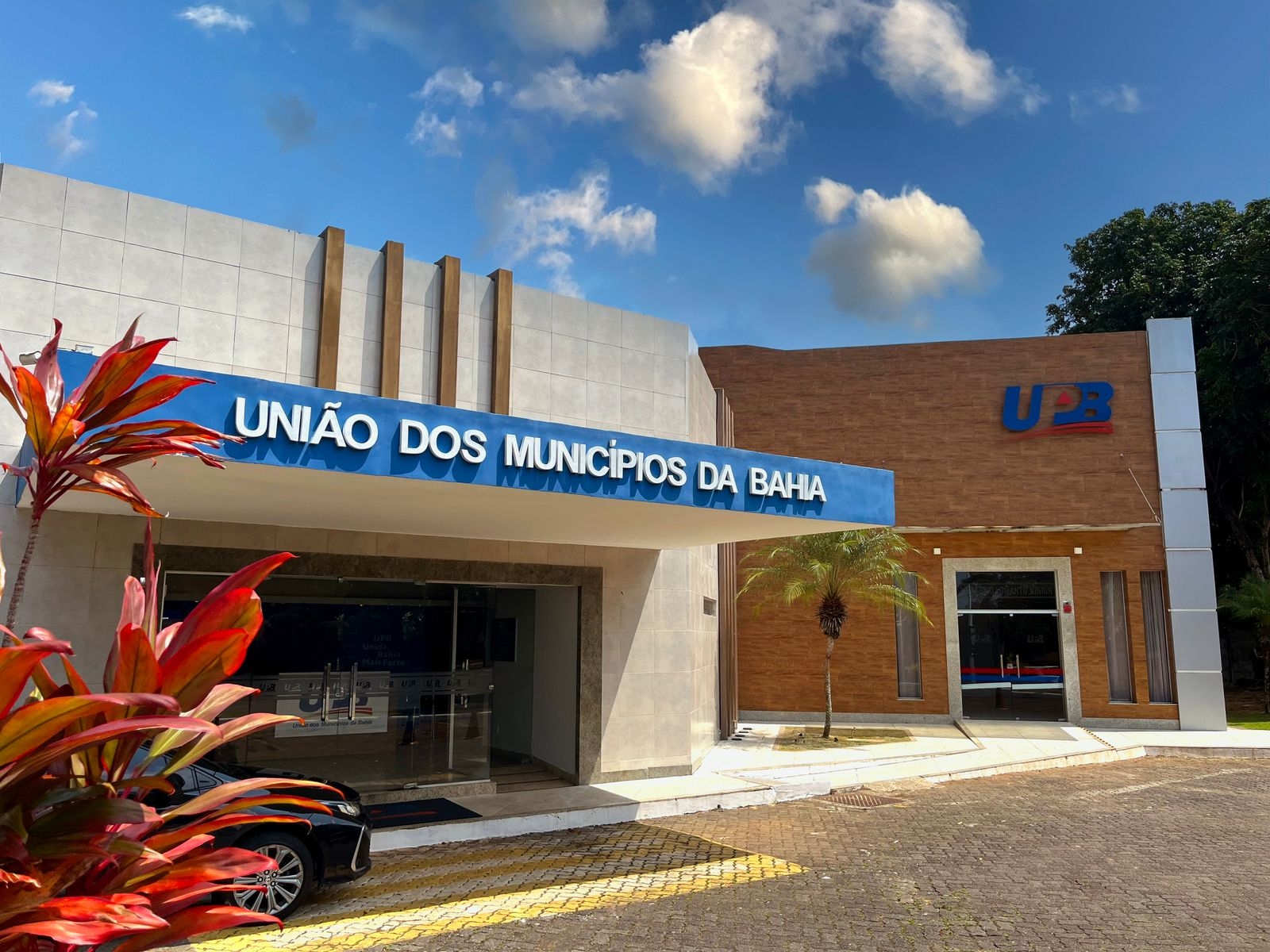 Presidente da UPB comemora redução dos cachês e defende teto de gastos no São João da Bahia