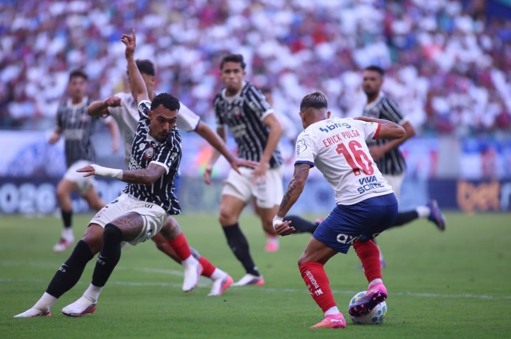 Bahia empata com o Corinthians na Fonte Nova e soma mais um ponto no Brasileirão