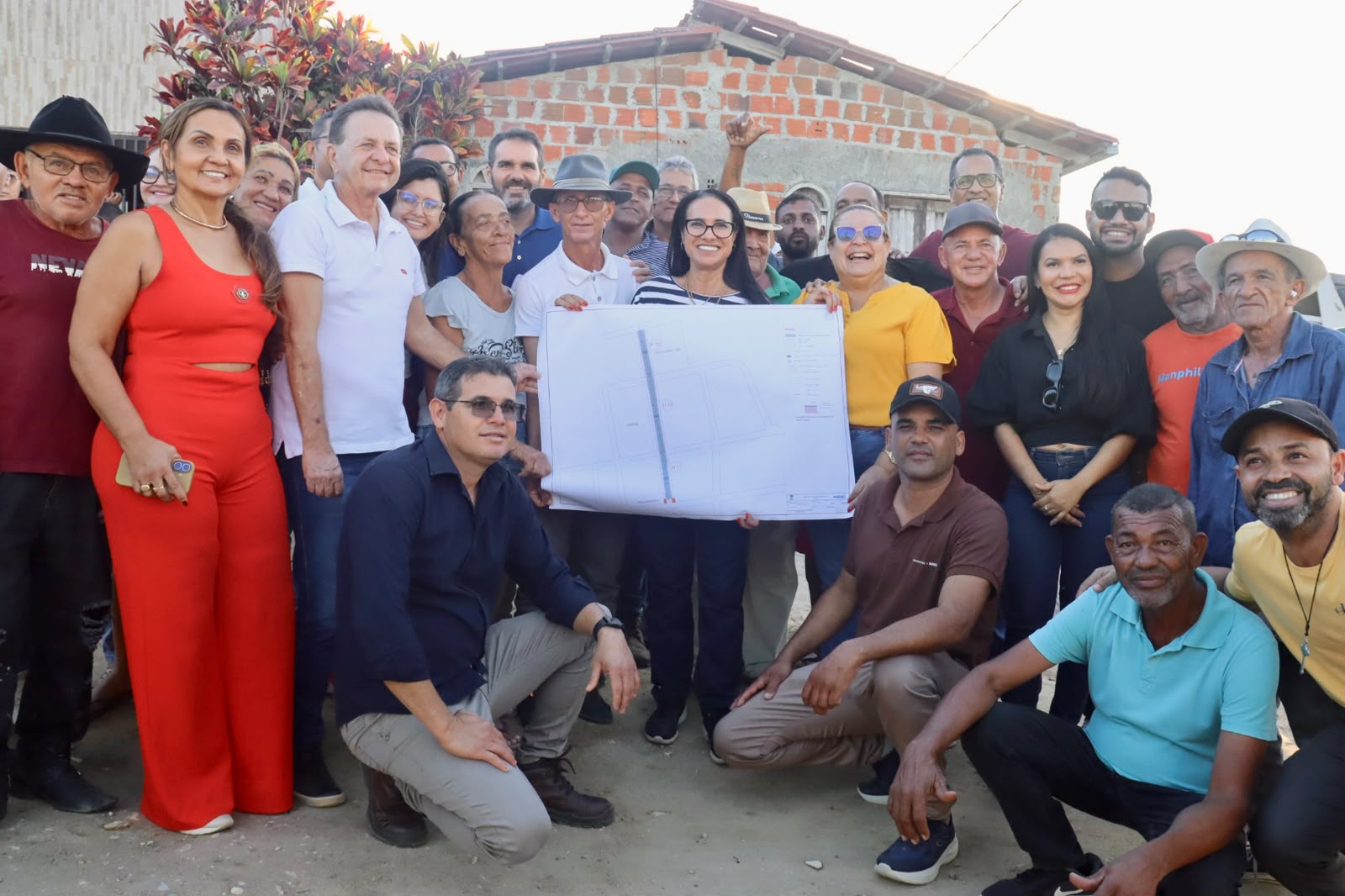 Prefeitura de Araci inicia obra de pavimentação no distrito de Tapuio