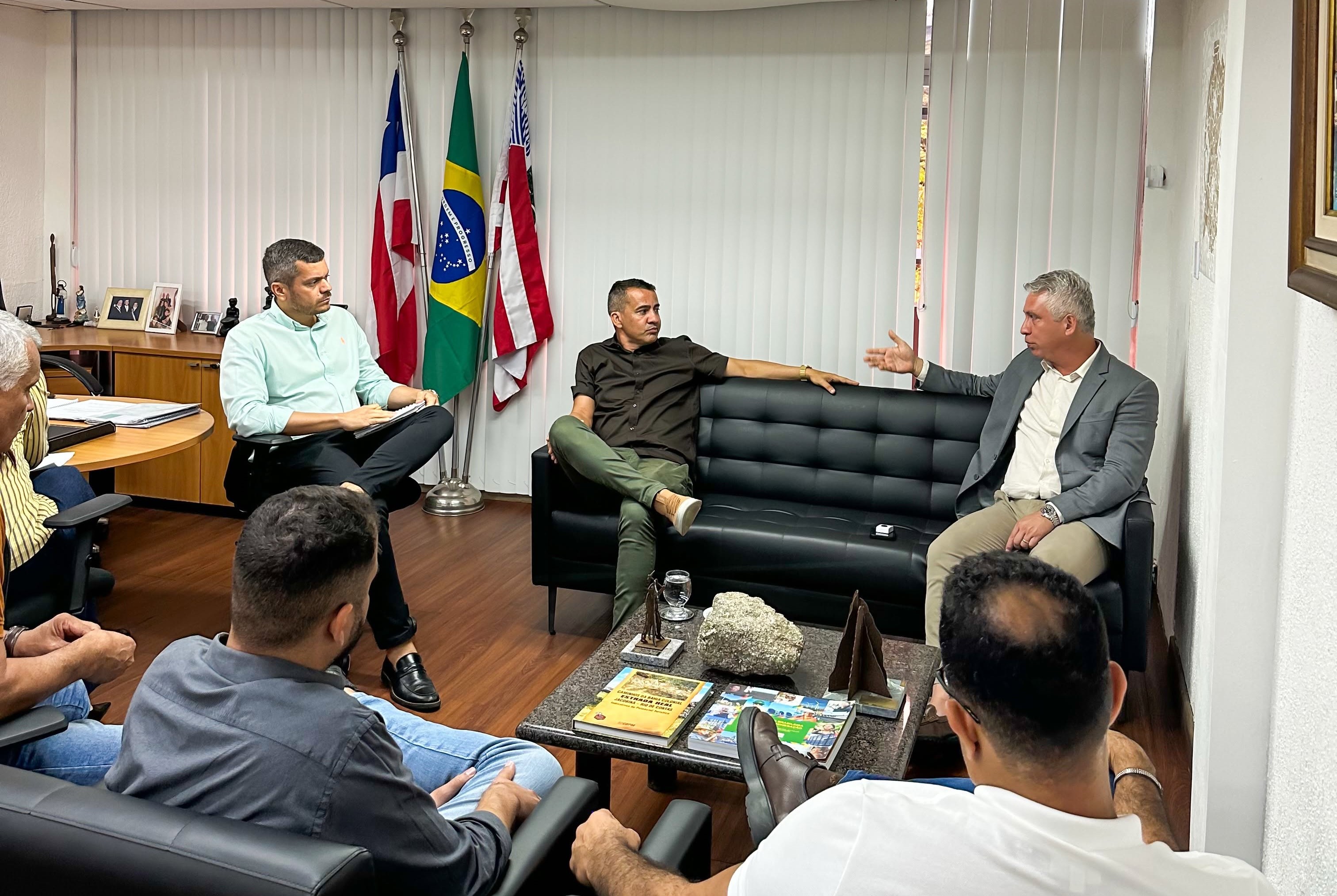 Prefeito de Teofilândia cumpre agenda em Salvador e articula novas ações para o município