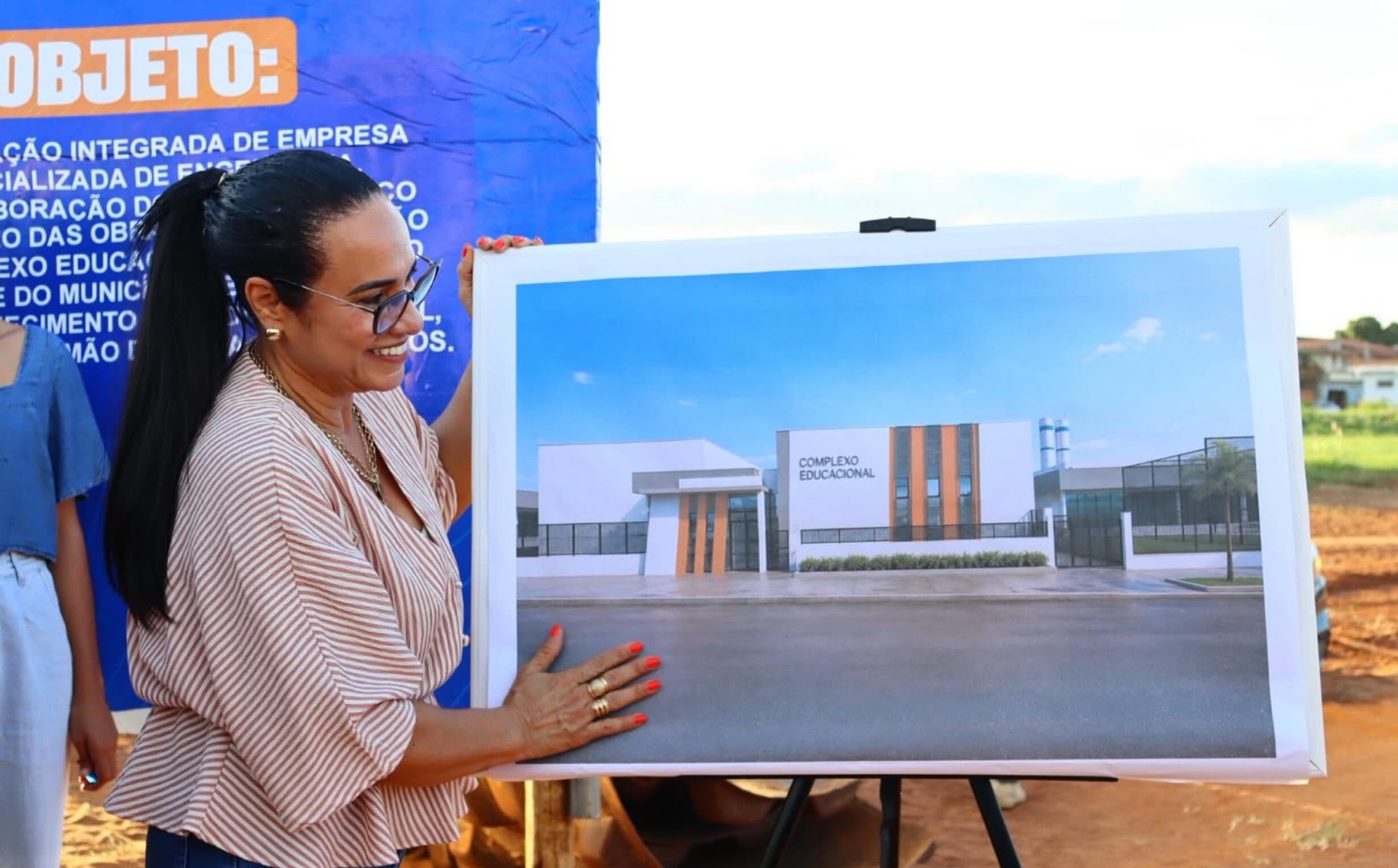 Araci lança pedra fundamental de novo Complexo Educacional com 36 salas de aula
