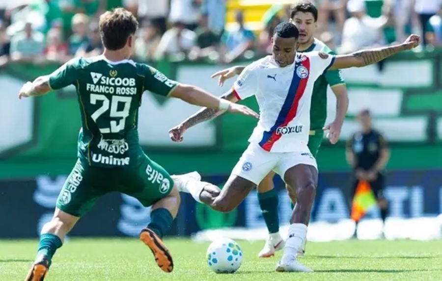 Bahia cede empate três vezes para a Chapecoense e segue sem vencer fora de casa no Brasileirão