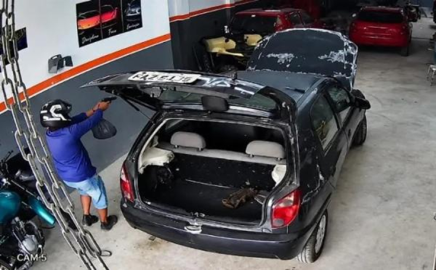 Homem de 23 anos morre após ataque a tiros em oficina de Retirolândia